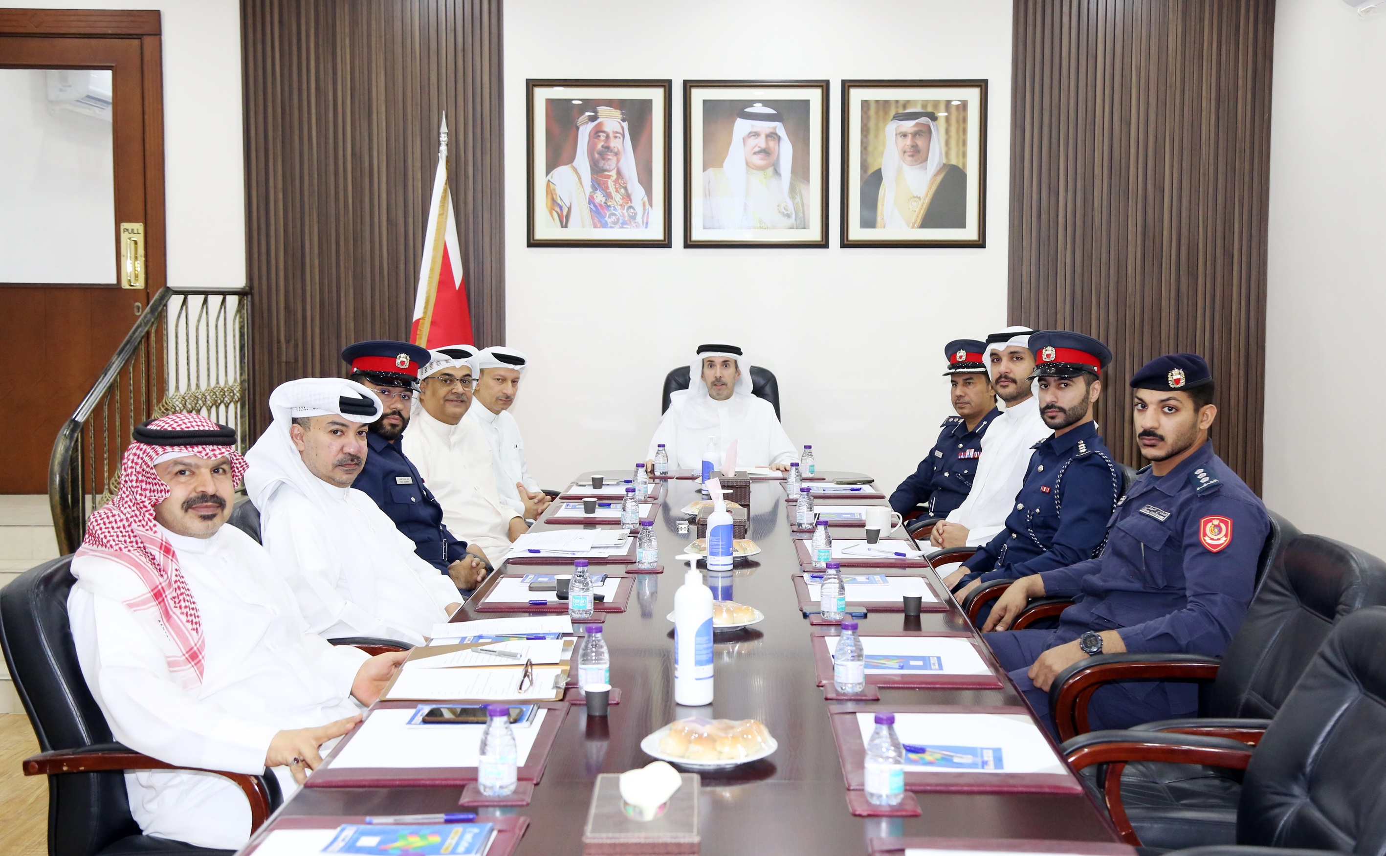 محافظ العاصمة يترأس اجتماع اللجنة الأمنية للمحافظة<